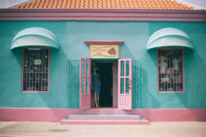 turquoise and pink shop in old house on bonaire island turquoise and pink shop in old house on bonaire island